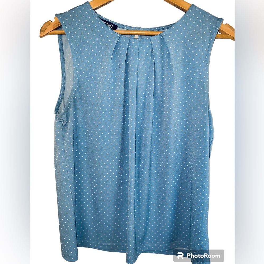 Jones NY • Polka Dot Sleeveless Keyhole Top S Blue/White